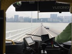 -嘉乐庇总督大桥