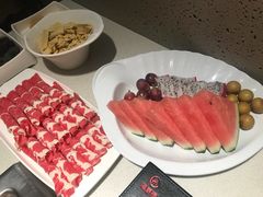 -海底捞火锅鲜切牛肉主题店(长寿路店)