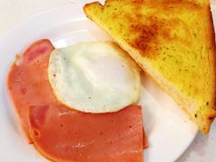 -香港新发烧腊茶餐厅(万象店)