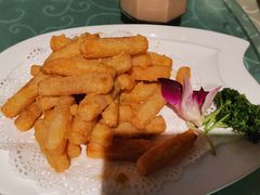 鸭蛋黄焗南瓜-津菜宋记老房子(平山道店)