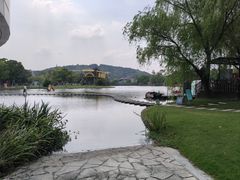 -上海佘山世茂艾美酒店