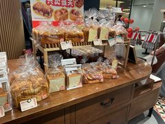 -CARINO BAKERY&CAFE(人广来福士店)
