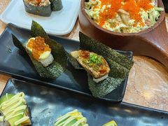 -万岁料理回转寿司(华贸店)