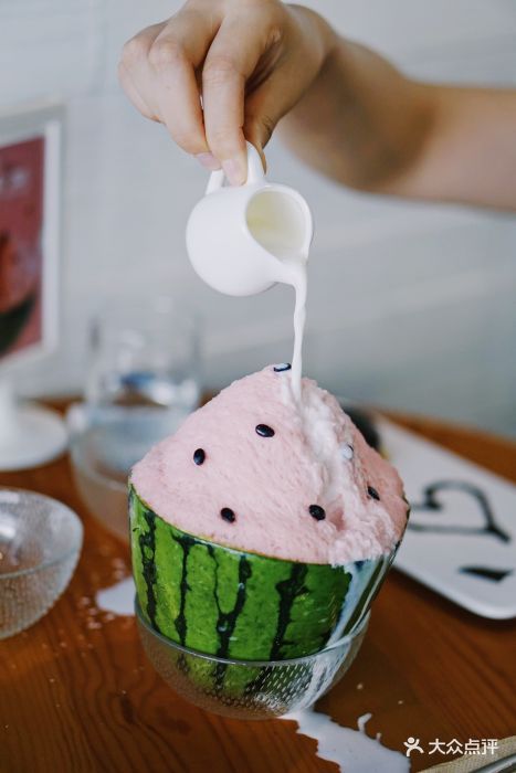 百宝箱咖啡(延安路社区店)-西瓜雪冰-菜-西瓜雪冰