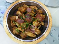 金华火腿蒸滑鸡-新苑酒家(嘉宾路店)