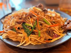 -龙悦湾酒家·八阵鱼生·渔人码头店