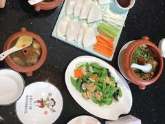 -飞虎过桥米线(翠湖店)