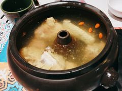 -云海肴·汽锅鸡·云南代表菜(天山百盛优客店)