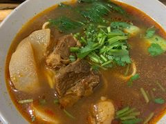 红烧牛腩面-醉牛腩·面小馆