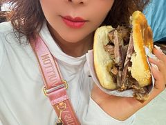 -京东一绝西海子西园烧饼夹肉