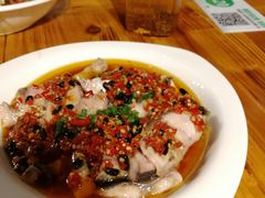 -洋沙湖湖色生鲜主题餐厅