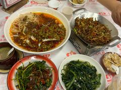 -堂瓦里·33年传统赣菜(第一街区店)