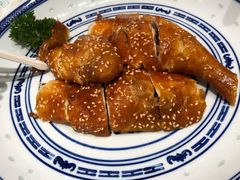 -香港百合居(LCM置汇旭辉广场店)