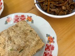 精肉炖蛋-谈灵农家柴爿菜饭