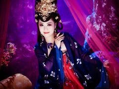 -九月鹰飞汉服摄影工作室