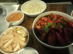-龙巢盱眙龙虾·牛蛙·烧烤宵夜(八卦岭店)