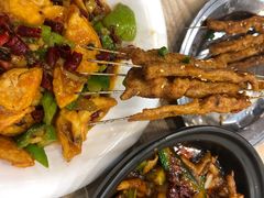 -江城燕子大排档(江汉路步行街店)