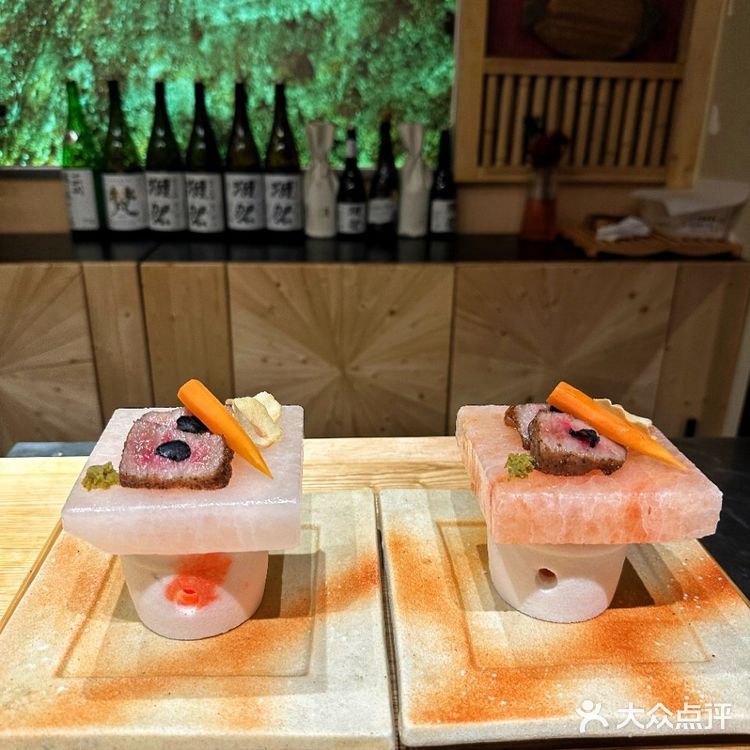 一板之隔，赏大师傅一捏一握之间的美食文化艺术