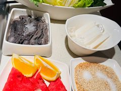 -海底捞火锅鲜切牛肉主题店(长寿路店)