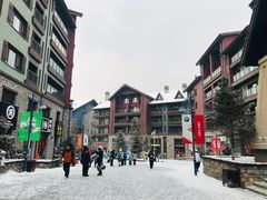 -中旅松花湖滑雪场