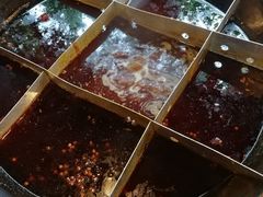 -岗上渣渣老火锅(两路口店)