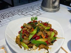 本味肥肠-庞家烧烤客栈(炮台山店)