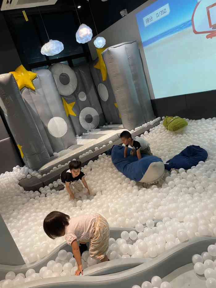 twinkle耀童亲子餐厅(奉贤店)-"这应该是奉贤第一家