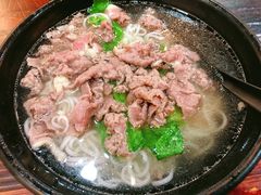 牛肉粿条汤-雄记·揭阳桐坑牛肉店(建华路店)