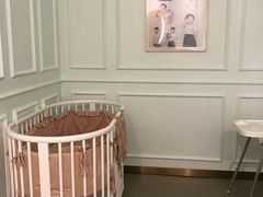 -小小王国亲子游泳(富民中心)
