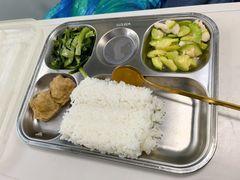 -上海市松江区泗泾医院