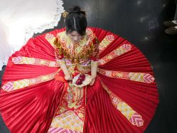 龙凤褂-艾慕婚纱礼服馆(和平店)