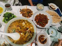 -江城小馆陕南妈妈菜·全球旅行餐厅(钟楼店)