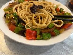 -汗腾格里·风味餐厅(新疆驻京办店)