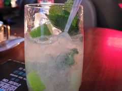 -TZ House音乐现场(来福士中心店)