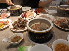 -V-ONE西雅图海鲜自助餐厅(仓山万达广场店)