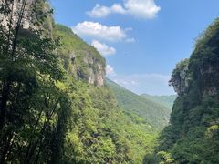 -华蓥山天意谷景区