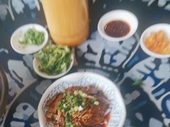 -桥香园过桥米线(国贸店)
