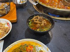 -沸炉重庆老火锅(军事博物馆店)