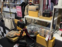 -唯品会(北京国瑞城店)