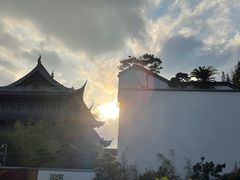-龙华寺