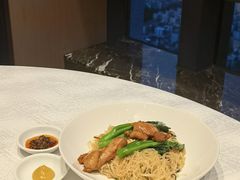 煎鸡焖米粉-景月阁空中食府(希尔顿酒店)