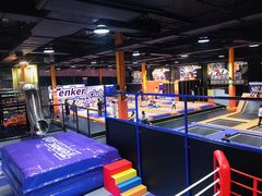 -Tenker Club弹刻极限主题公园 · 蹦床 · 团建 · 生日派对(大关店)