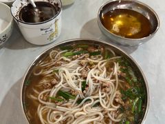 -正宗杨记普洱酸醋米线(总店)