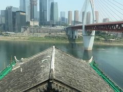 -屋顶顶城市·江景酒店-客房部