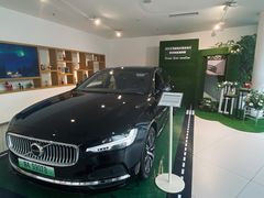 -杭州中沃沃尔沃4S店(滨江区店)