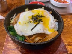 石锅五花肉拌饭-玛嘻哒韩国料理炭火烤肉(莫邪路新天地店)