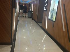 -大光明丽星VIP影城(昌里路杜比全景声店)