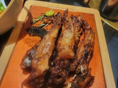 石头烤整根羊尾尖-蒙料·手把肉(望京店)