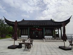 -上海滴水湖皇冠假日酒店