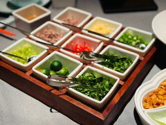 -左庭右院鲜牛肉火锅黑金店(陆家嘴中心店)